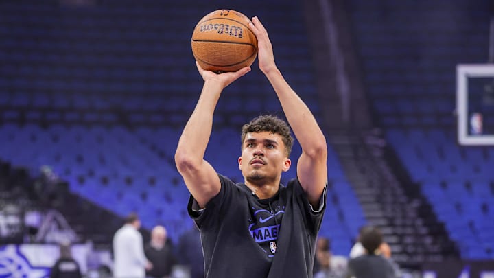 Tristan da Silva started off the season on fire and one of the big revelations of the season. A shoulder injury derailed him, finally forcing him to sit the last four games for the Orlando Magic.