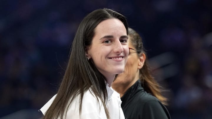 Indiana Fever guard Caitlin Clark (22)