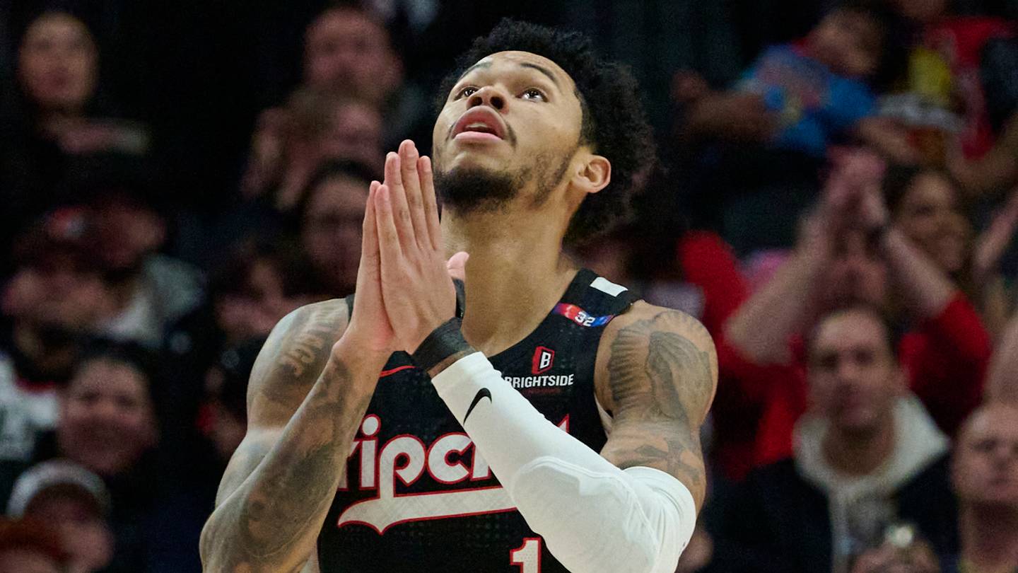 Simons Snubs Warriors, 76ers Instantly Regret It