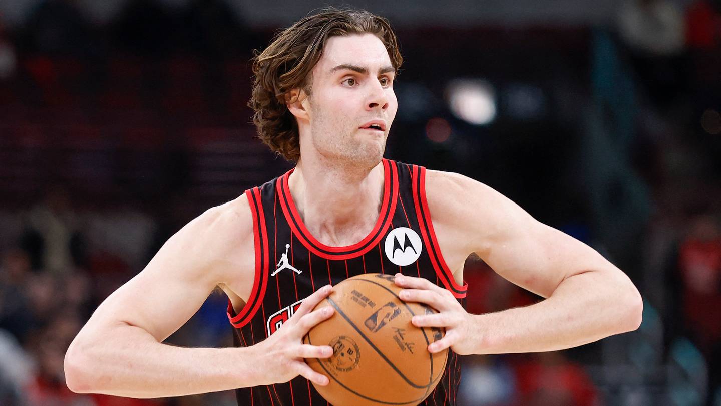 3 Tactical Bulls Questions Tiago Splitter Must Answer Early On
