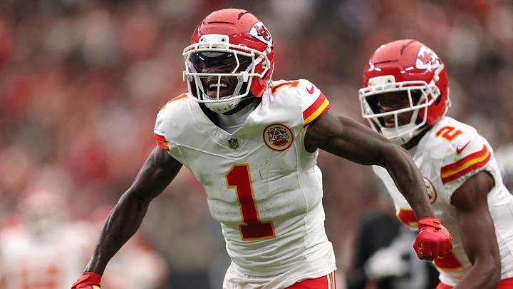 Oct 4, 2026; Paradise, Nevada, USA; Kansas City Chiefs wide receiver Xavier Worthy (1) reacts after catching a 41-yard pass against the Las Vegas Raiders during the first half at Allegiant Stadium. Mandatory Credit: David Brytus-Imagn Images Oct 4, 2026; Paradise, Nevada, USA; Kansas City Chiefs wide receiver Xavier Worthy (1) reacts after catching a 41-yard pass against the Las Vegas Raiders during the first half at Allegiant Stadium. Mandatory Credit: David Brytus-Imagn Images