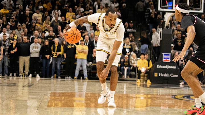 Feb. 9, 2025; Columbia, Missouri, USA; Missouri Tigers guard Tamar Bates dribbles up the floor against the Texas A&M Aggies at Mizzou Arena. / Amber Winkler/ Missouri On SI Feb. 9, 2025; Columbia, Missouri, USA; Missouri Tigers guard Tamar Bates dribbles up the floor against the Texas A&M Aggies at Mizzou Arena. / Amber Winkler/ Missouri On SI