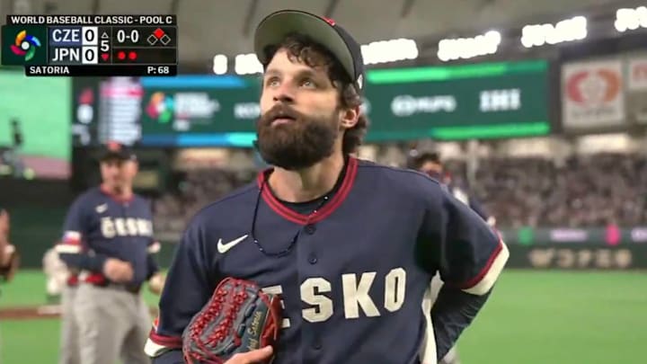 Czechia pitcher Ondrej Satoria left his final career World Baseball Classic game to a standing ovation in the Tokyo Dome in Japan.