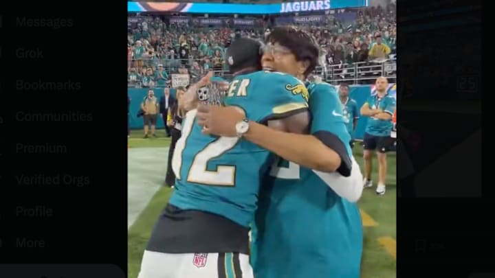 Travis Hunter reunites with Sandy Combs before the Jaguars' win over the Chiefs.