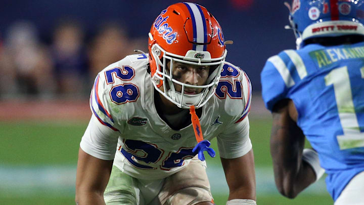 Florida Gators defensive back Devin Moore defends in coverage against the Mississippi Rebels.