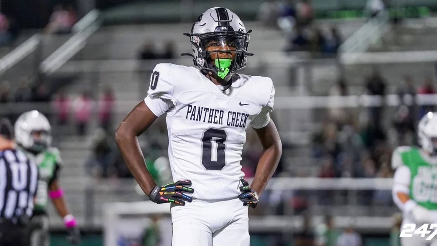 Dez Bryant’s Son Receives Offers from Three Major College Football Programs