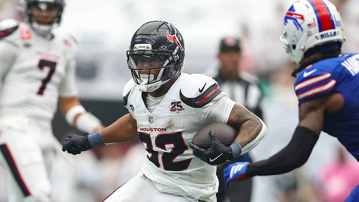 Houston Texans running back David Montgomery (32)