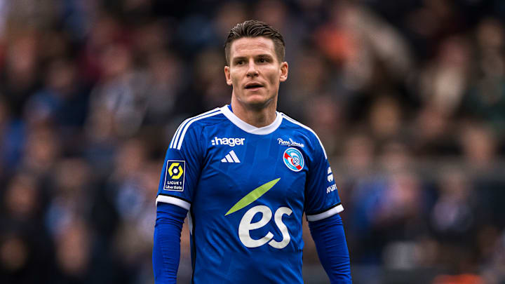 Kévin Gameiro gagne plus d'un million d'euros par mois avec Strasbourg