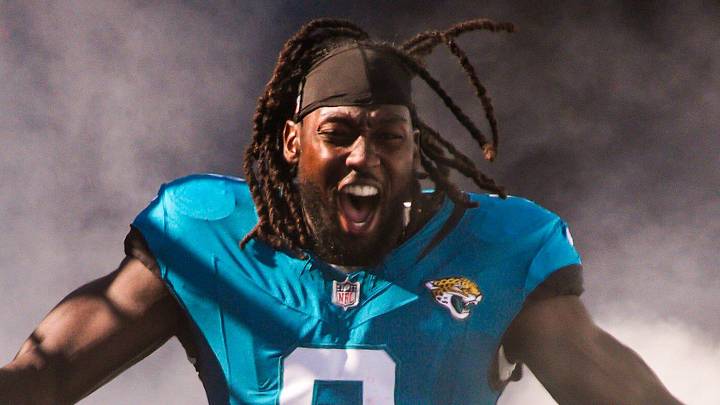 Jacksonville Jaguars linebacker Devin Lloyd (0) enters the stadium before an NFL football game at EverBank Stadium, Sunday, Dec. 14, 2025, in Jacksonville, Fla. 