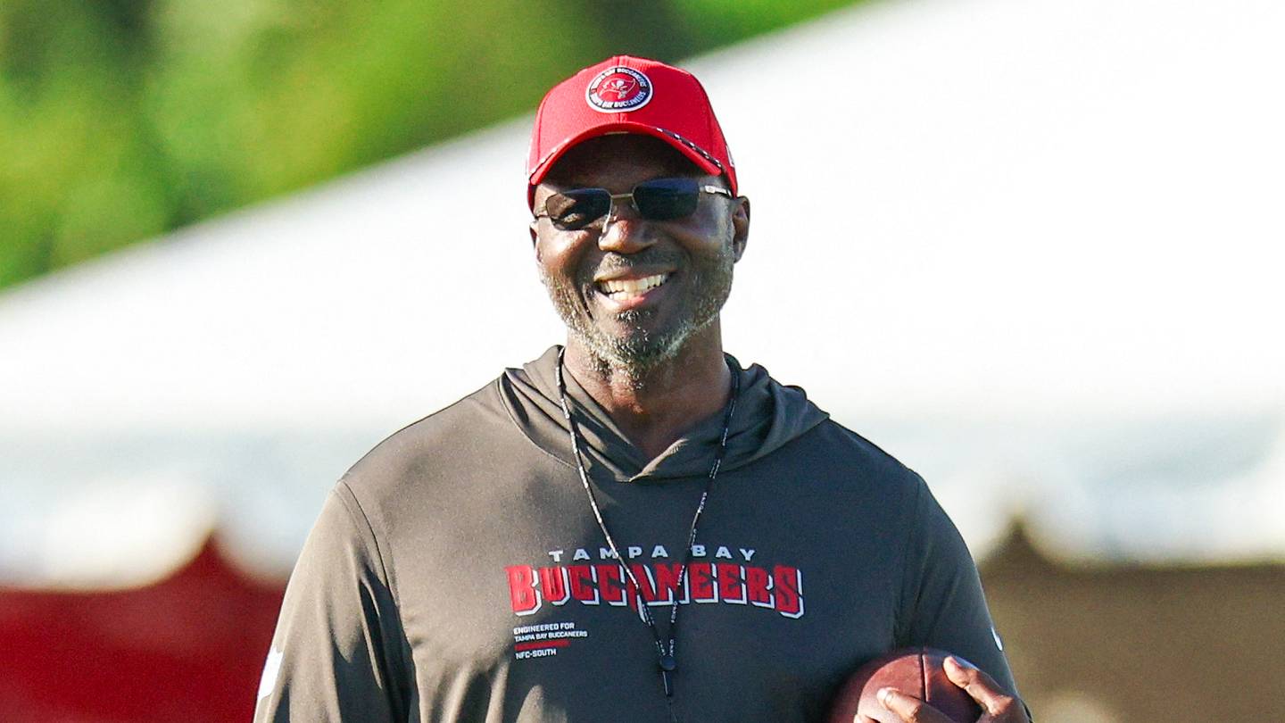 Todd Bowles Hints That This Buccaneers Rookie Could Start vs. Bengals