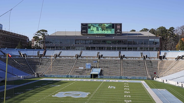 Belichick's Tar Heels will play on natural grass in 2025.