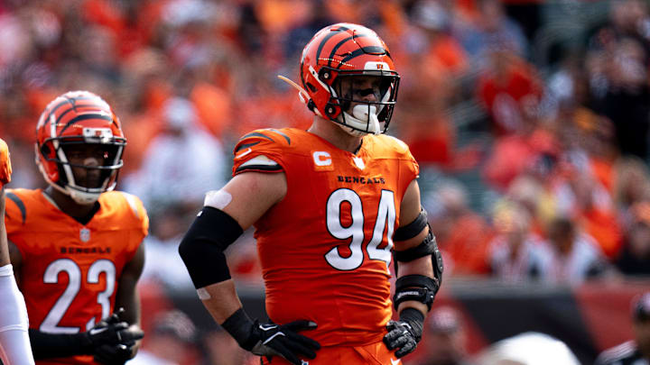 Cincinnati Bengals defensive tackle B.J. Hill (92) and Cincinnati Bengals defensive end Sam Hubbard (94) walk to the line of scrimmage in the fourth quarter of the NFL game against the New England Patriots at Paycor Stadium in Cincinnati on Sunday, Sept. 8, 2024.