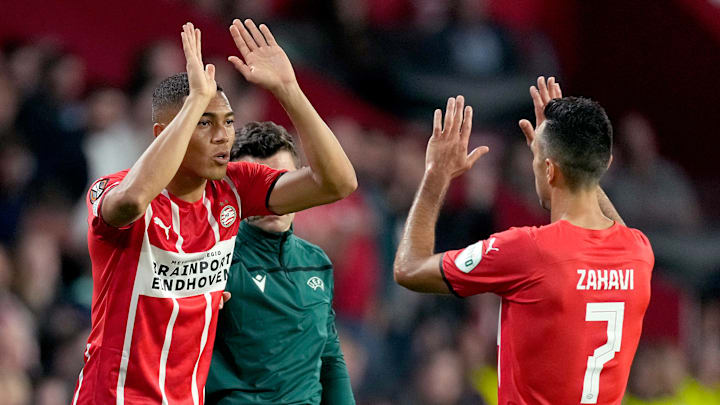 Sostituzione in casa PSV