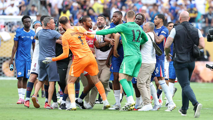 Luis Enrique appeared to slap João Pedro after the Club World Cup final.