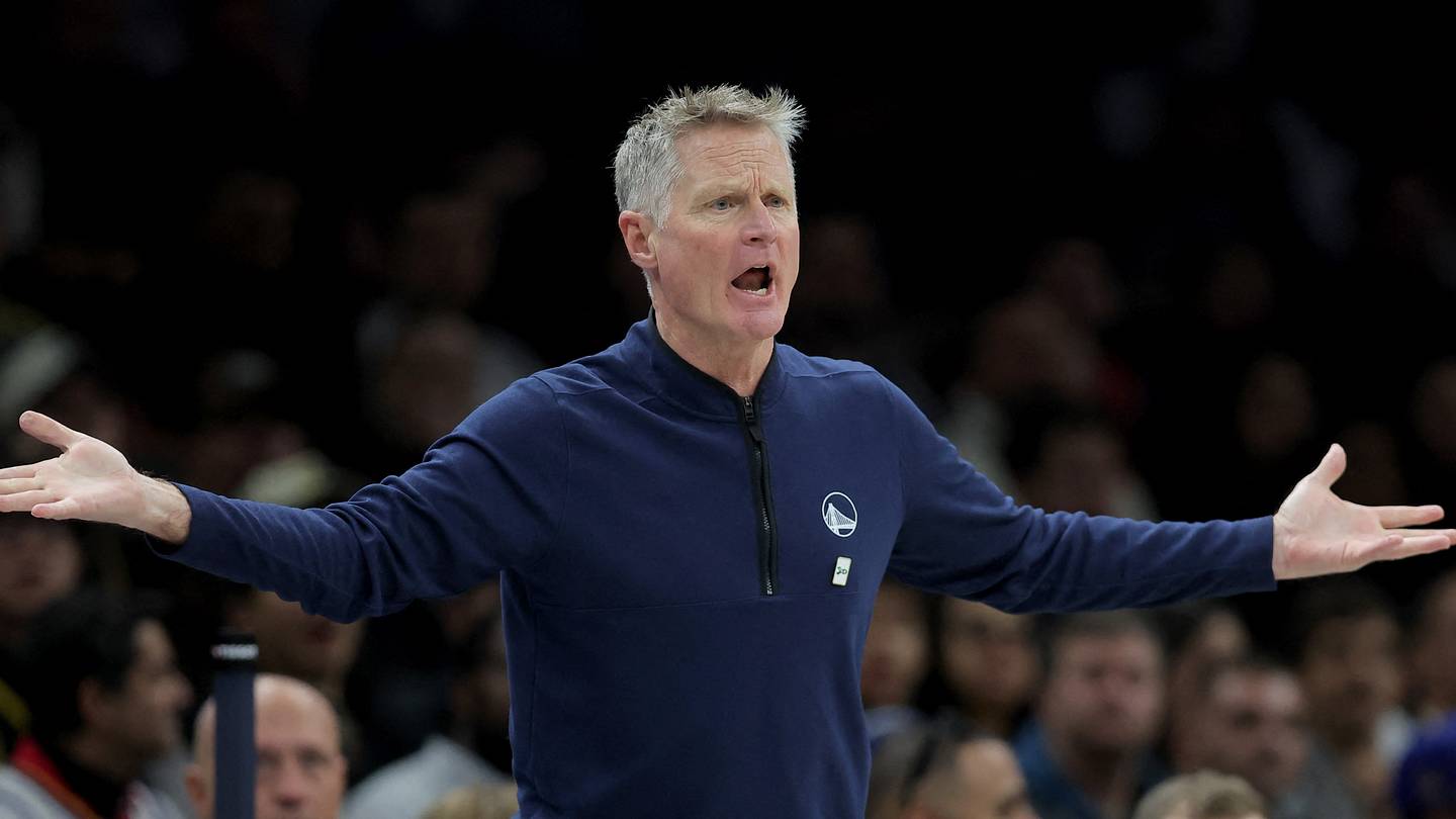 Warriors lose LeBron James consolation prize in latest free agency blow