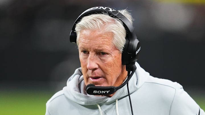 Cleveland Browns v Las Vegas Raiders