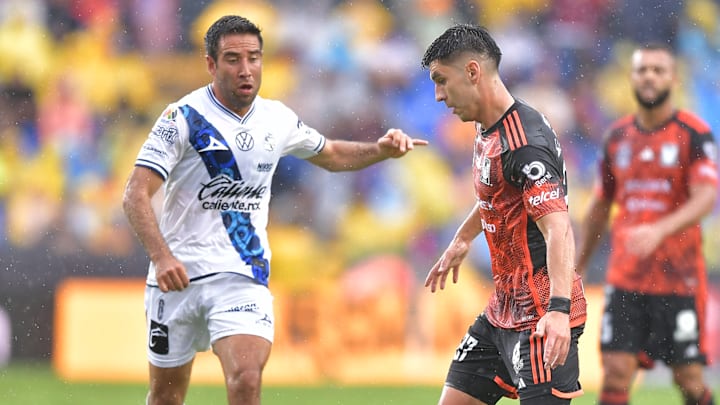 Pablo González del Puebla y Jesús Angulo de Tigres en el A2024