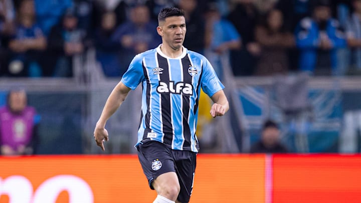 Balbuena completou três jogos pelo Grêmio Balbuena completou três jogos pelo Grêmio