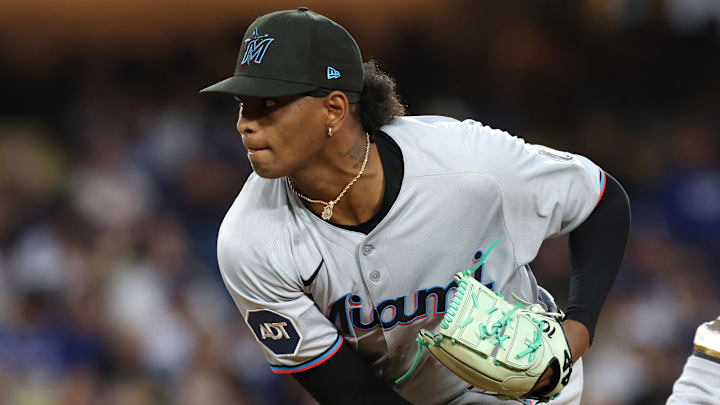 Apr 28, 2025; Los Angeles, California, USA; Miami Marlins pitcher Edward Cabrera (27) pitches in the second inning against the Los Angeles Dodgers at Dodger Stadium. Mandatory Credit: Jason Parkhurst-Imagn Images
