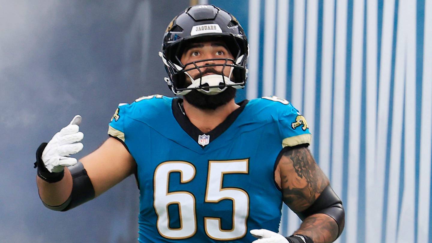 Jaguars OL Patrick Mekari: Swiss Army Knife Traits Helps Lan
