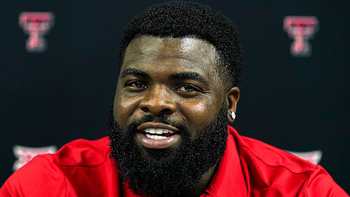 Carolina Panthers defensive lineman Lee Hunter 