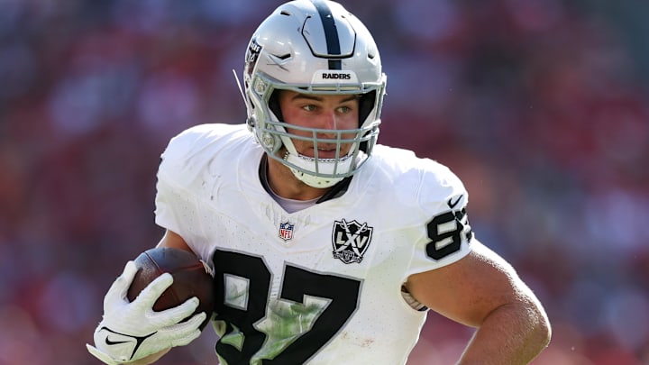 Dec 8, 2024; Tampa, Florida, USA; Las Vegas Raiders tight end Michael Mayer (87) runs with the ball against the Tampa Bay Buccaneers in the second quarter at Raymond James Stadium. Mandatory Credit: Nathan Ray Seebeck-Imagn Images Dec 8, 2024; Tampa, Florida, USA; Las Vegas Raiders tight end Michael Mayer (87) runs with the ball against the Tampa Bay Buccaneers in the second quarter at Raymond James Stadium. Mandatory Credit: Nathan Ray Seebeck-Imagn Images