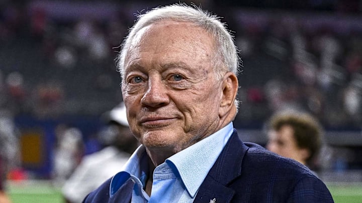 Dallas Cowboys owner Jerry Jones