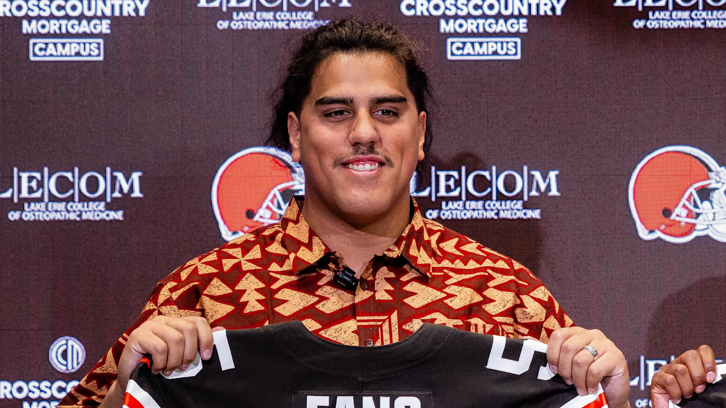 Nobody's Concerned With Browns No. 9 Pick's Spencer Fano's Short Arms