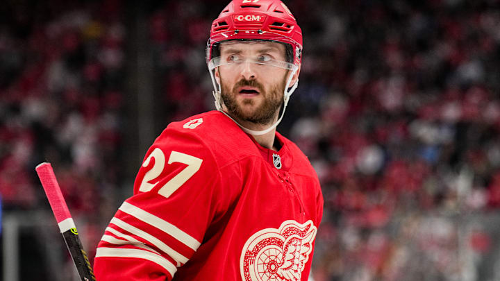 Toronto Maple Leafs v Detroit Red Wings Toronto Maple Leafs v Detroit Red Wings