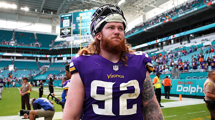 Minnesota Vikings DL James Lynch