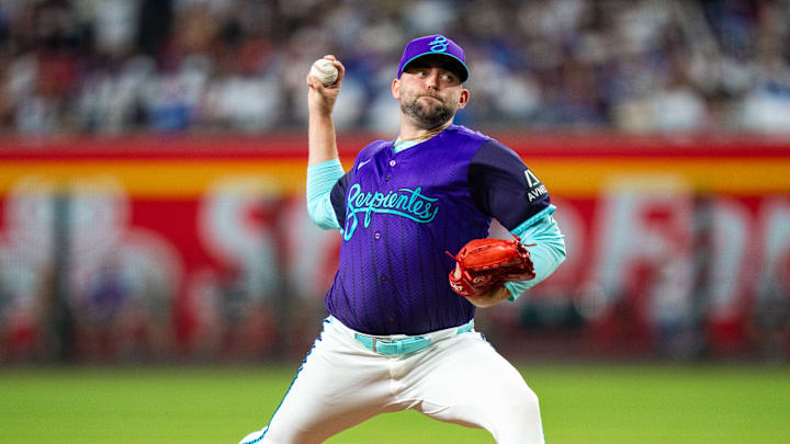 Los Angeles Dodgers v Arizona Diamondbacks Los Angeles Dodgers v Arizona Diamondbacks