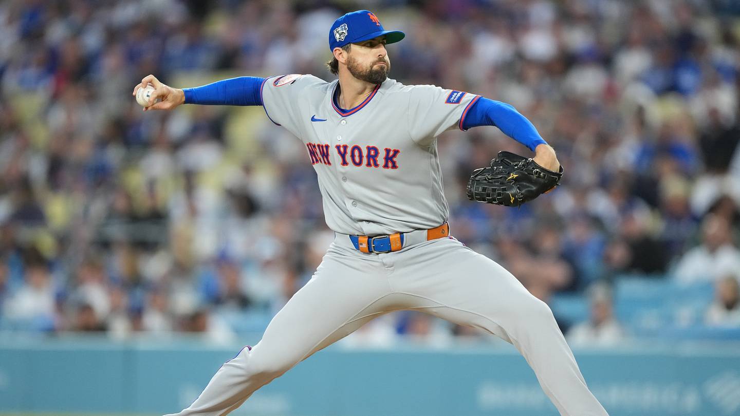Jed Hoyer teases Clay Holmes' role change that could define Cubs' postseason pitching staff
