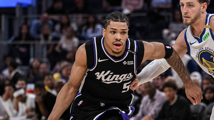 Oct 10, 2026; San Francisco, California, USA; Sacramento Kings guard Darius Acuff Jr. (5) dribbles against Golden State Warriors guard Brandin Podziemski (2) during the second quarter at Chase Center. Mandatory Credit: Justine Willard-Imagn Images Oct 10, 2026; San Francisco, California, USA; Sacramento Kings guard Darius Acuff Jr. (5) dribbles against Golden State Warriors guard Brandin Podziemski (2) during the second quarter at Chase Center. Mandatory Credit: Justine Willard-Imagn Images