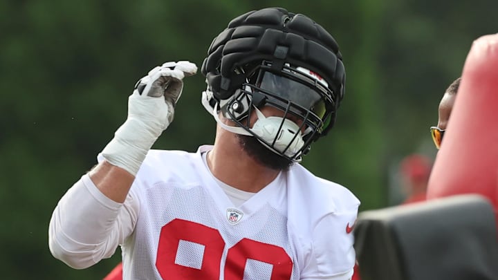 Jul 25, 2024; Tampa, FL, USA; Tampa Bay Buccaneers defensive end Logan Hall (90) works out during training camp at AdventHealth Training Center. Mandatory Credit: Kim Klement Neitzel-Imagn Images Jul 25, 2024; Tampa, FL, USA; Tampa Bay Buccaneers defensive end Logan Hall (90) works out during training camp at AdventHealth Training Center. Mandatory Credit: Kim Klement Neitzel-Imagn Images