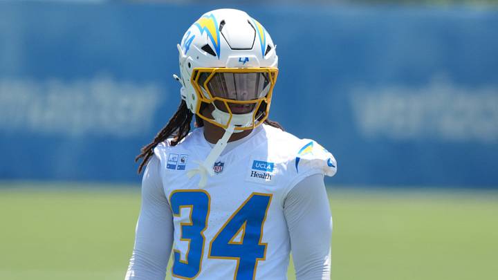 Jun 16, 2026, El Segundo, California; Los Angeles Chargers running back Keaton Mitchell (34) during minicamp at The Bolt. Mandatory Credit: Kirby Lee-Imagn Images