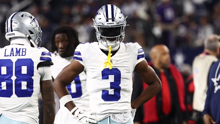 Dallas Cowboys wide receiver George Pickens warms up before a game against the Minnesota Vikings at AT&T Stadium. 