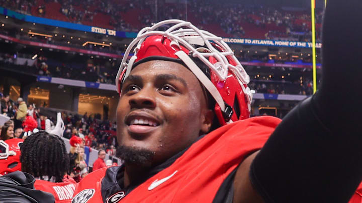 Georgia Bulldogs linebacker CJ Allen celebrates