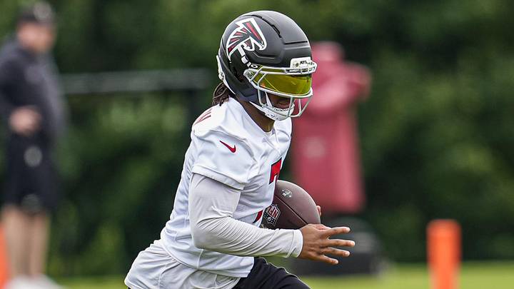Atlanta Falcons running back Bijan Robinson