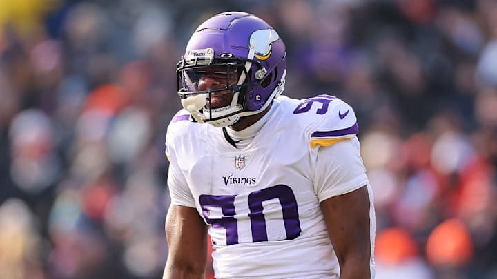 Minnesota Vikings defensive lineman Esezi Otomewo