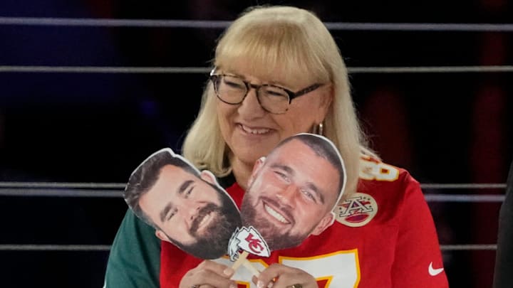TMZ was very excited about Donna Kelce doing some home renovations. TMZ was very excited about Donna Kelce doing some home renovations.