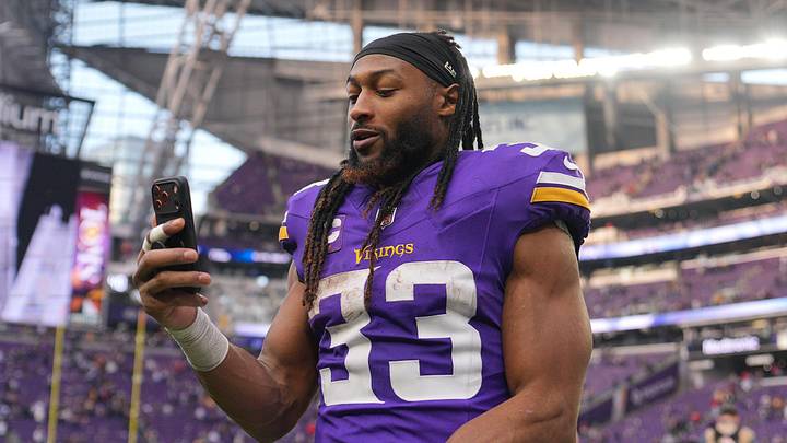 Minnesota Vikings running back Aaron Jones