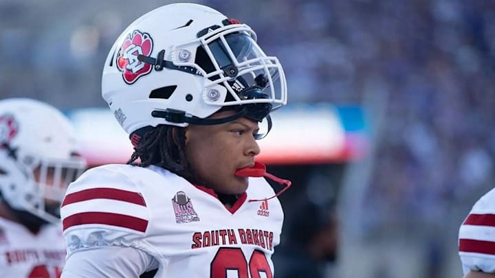 South Dakota Defensive end Mi'Quise Grace visited Georgia Tech in early January South Dakota Defensive end Mi'Quise Grace visited Georgia Tech in early January