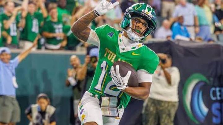 Tulane running back Jaylin Lucas' 80-yard TD run Tulane running back Jaylin Lucas' 80-yard TD run