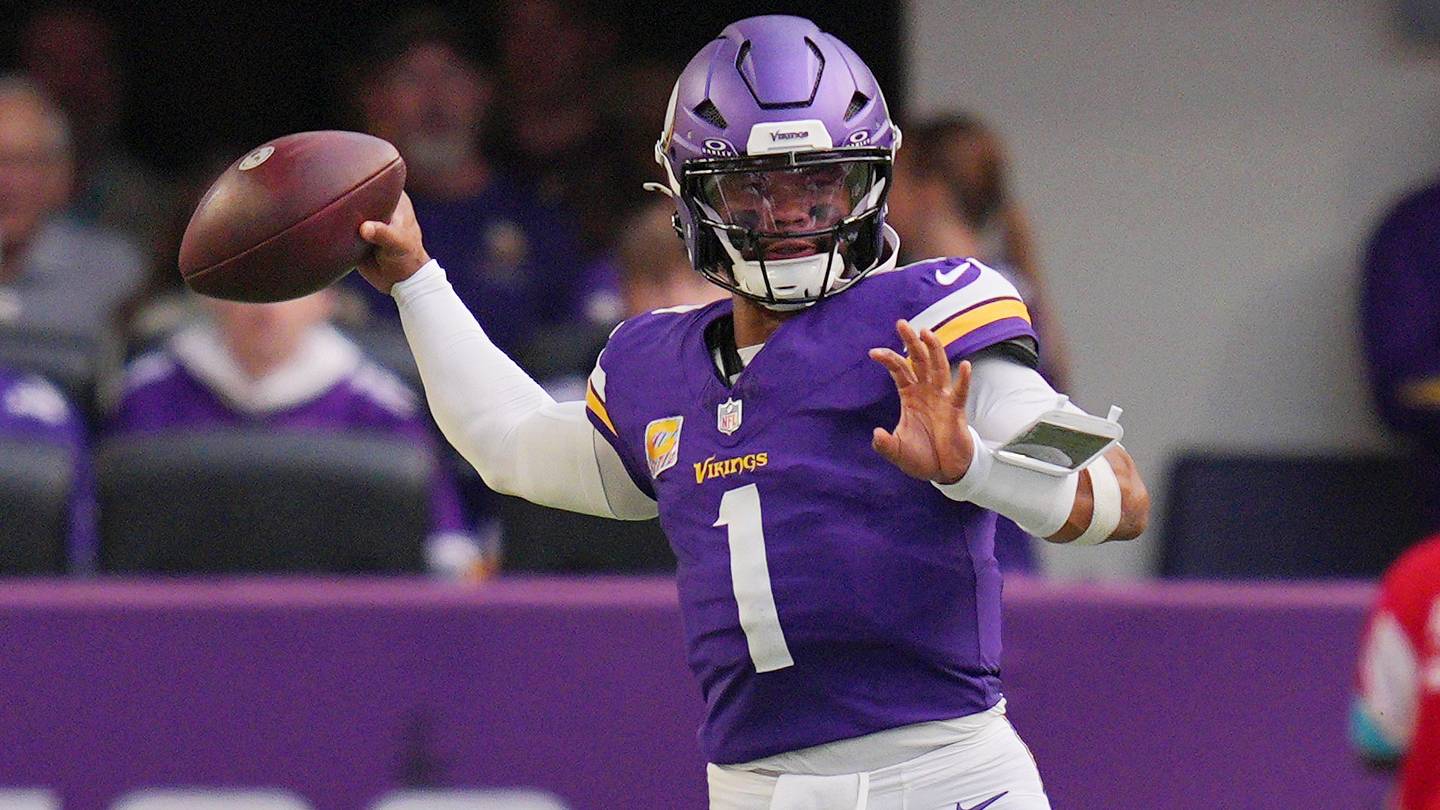 Bold Vikings Predictions as Kyle Murray & Co. Host the Colts in Week 7