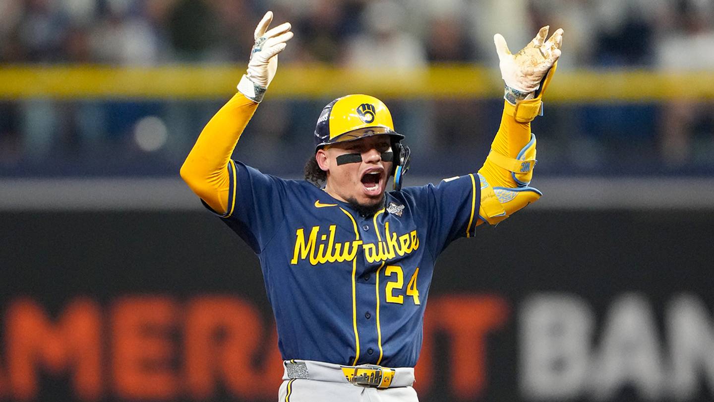 Brewers Win First World Series Title After Taking Down Rays in Game 5