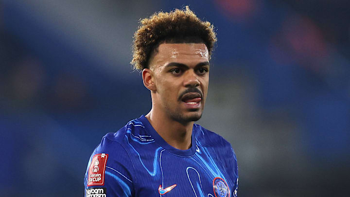 Borussia Dortmund are closing in on a deal for Chelsea defender Renato Veiga, according to reports in Germany. Borussia Dortmund are closing in on a deal for Chelsea defender Renato Veiga, according to reports in Germany.