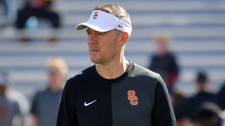 Sep 27, 2025; Champaign, Illinois, USA; Southern California Trojans head coach Lincoln Riley before an NCAA football game with the Illinois Fighting Illini at Memorial Stadium. Mandatory Credit: Ron Johnson-Imagn Images Sep 27, 2025; Champaign, Illinois, USA; Southern California Trojans head coach Lincoln Riley before an NCAA football game with the Illinois Fighting Illini at Memorial Stadium. Mandatory Credit: Ron Johnson-Imagn Images