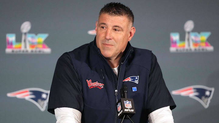 Mike Vrabel is coaching his first Super Bowl with the Patriots. 