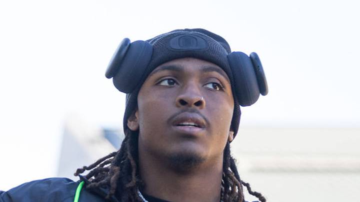 Oregon Ducks receiver Dakorien Moore