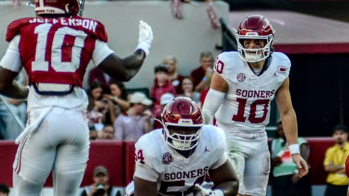 Oklahoma quarterback John Mateer Oklahoma quarterback John Mateer